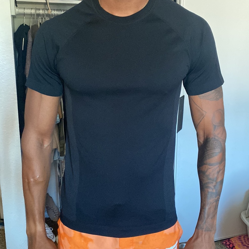 Fabletics men’s training day tee